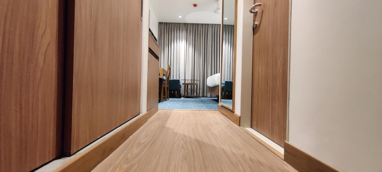 Chryso Hotels Pvt Ltd Ankleshwar Eksteriør bilde